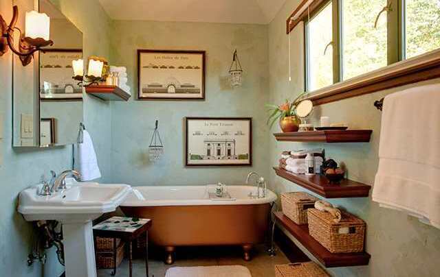 Powder bath with copper soaking tub and venetian plaster